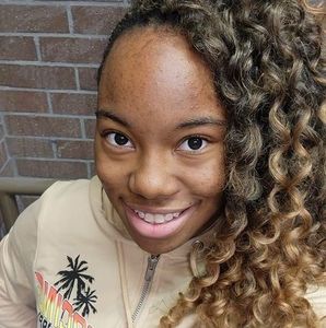 Meet your Posher, Jazmine